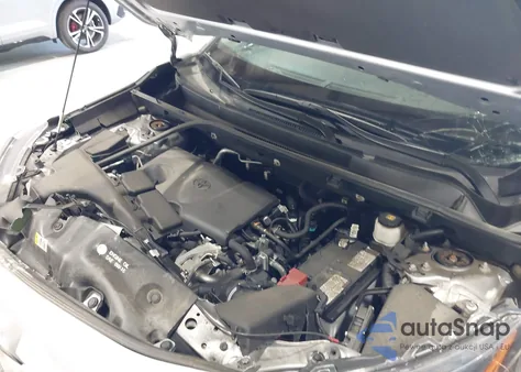 2021 Toyota Rav4 Xle z USA, uszkodzony, nr VIN 2T3P1RFV5MC180890